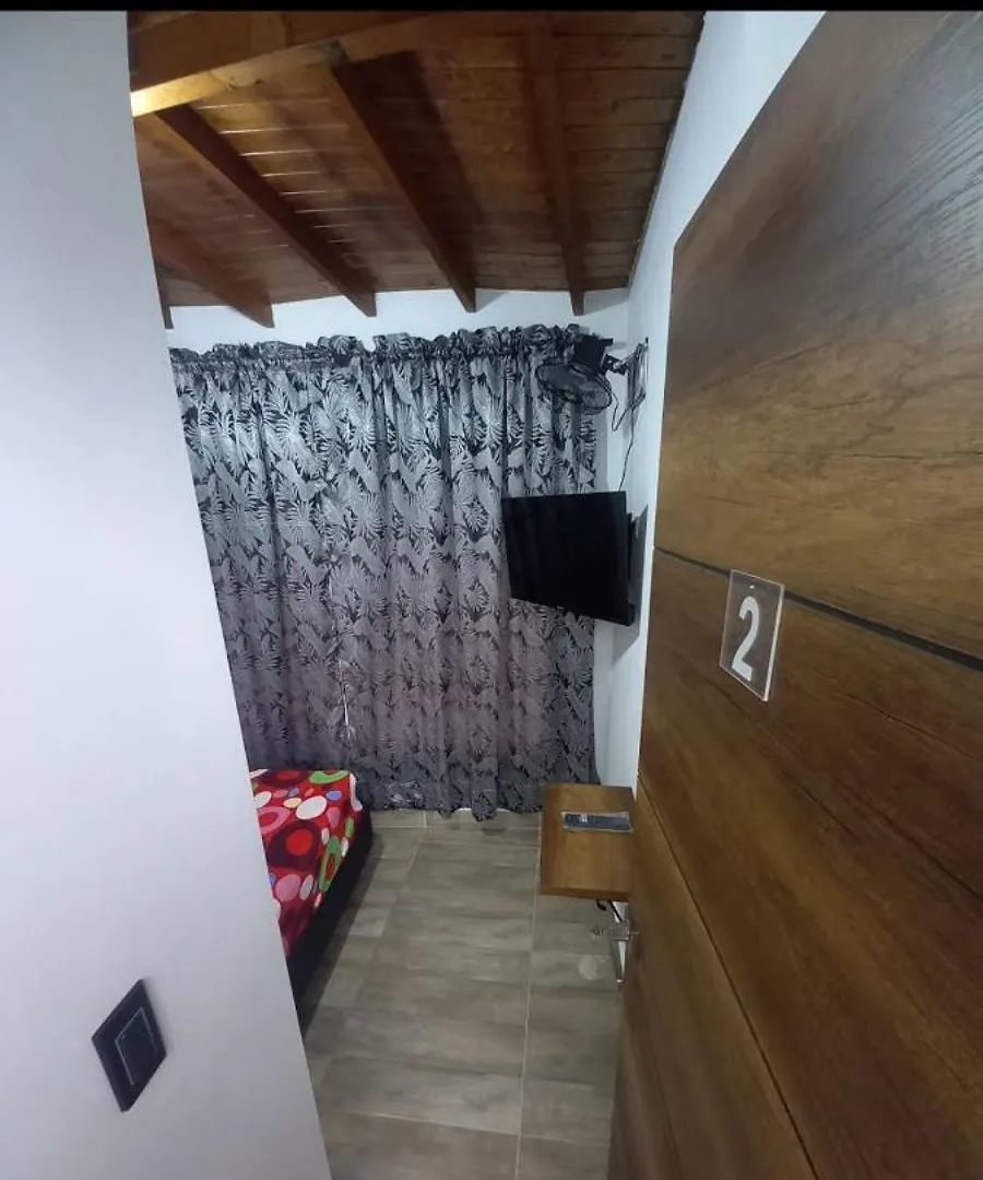 Alojamiento Las Palmas Medellin Homestay